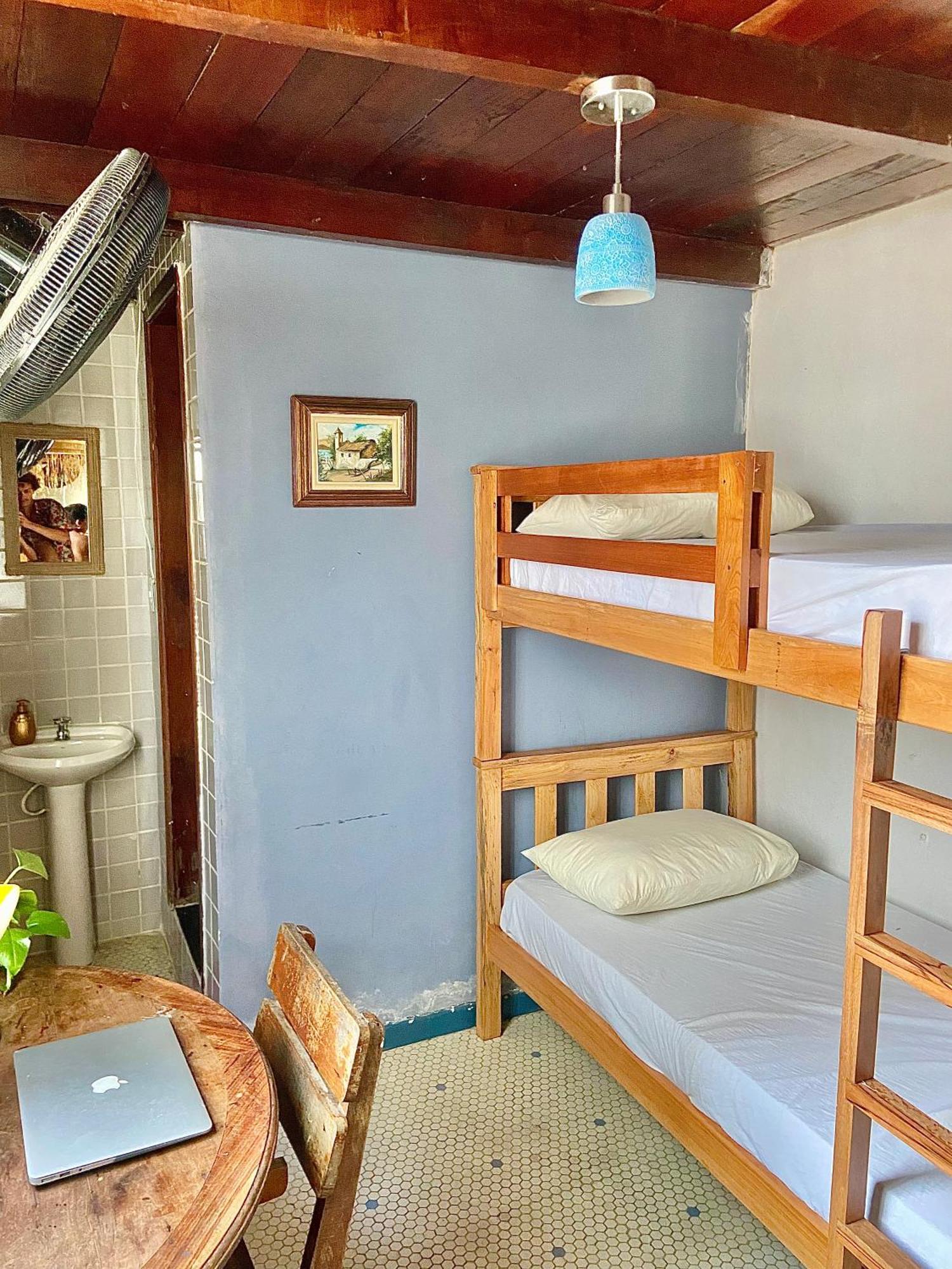 Casamarelo Hostel Salvador Eksteriør billede