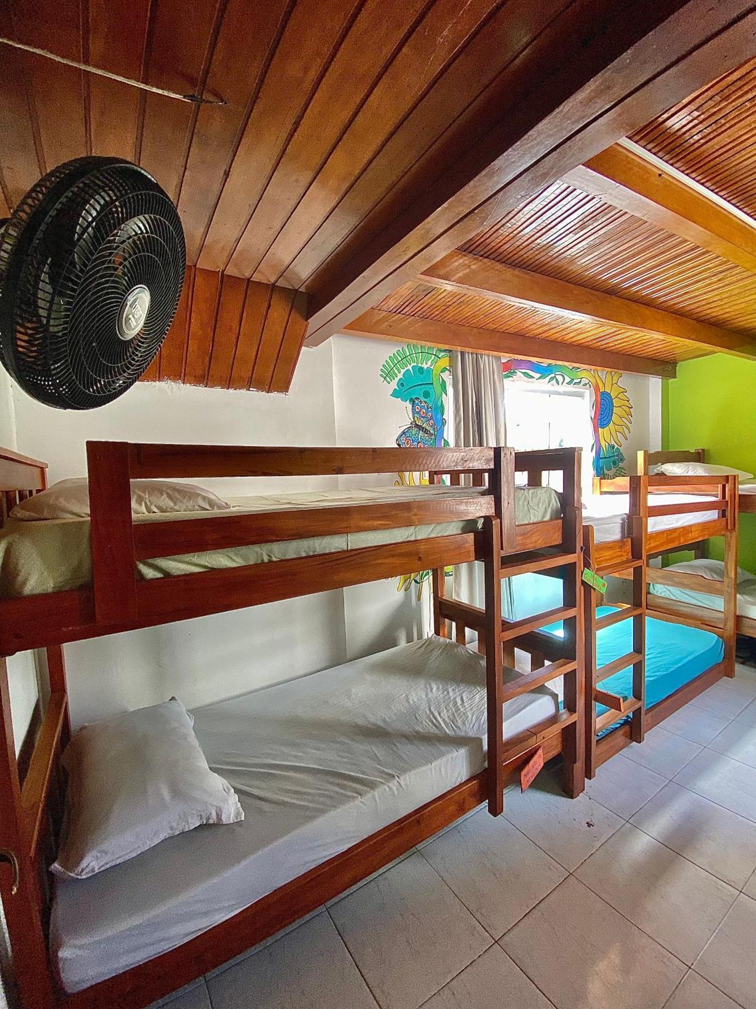 Casamarelo Hostel Salvador Eksteriør billede